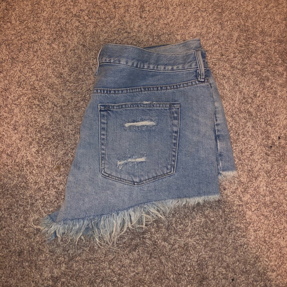 Free People shorts NWT - Picture 3 of 3